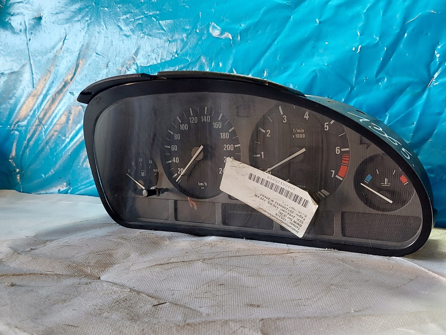 dials clock BMW E39 523i 62118379669