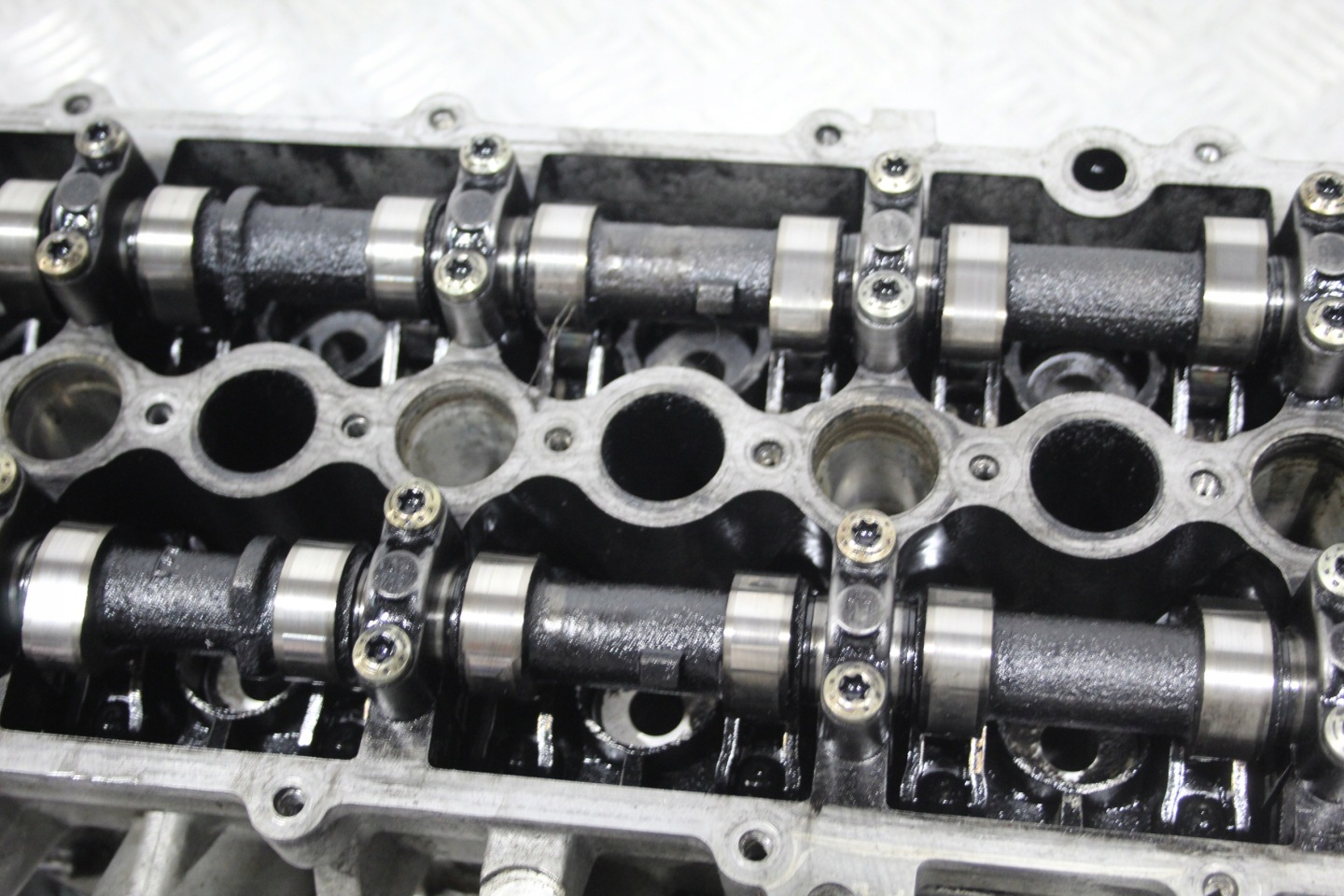 hlava ventily vačky RANGE ROVER VOGUE III 3 L322 3,0 D