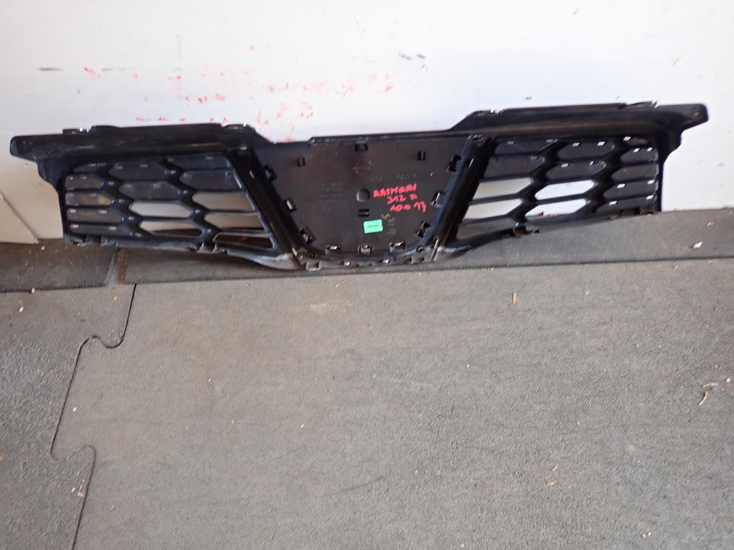 Grill NISSAN QASHQAI J10 LIFT 2009-2014 62310-BR00A