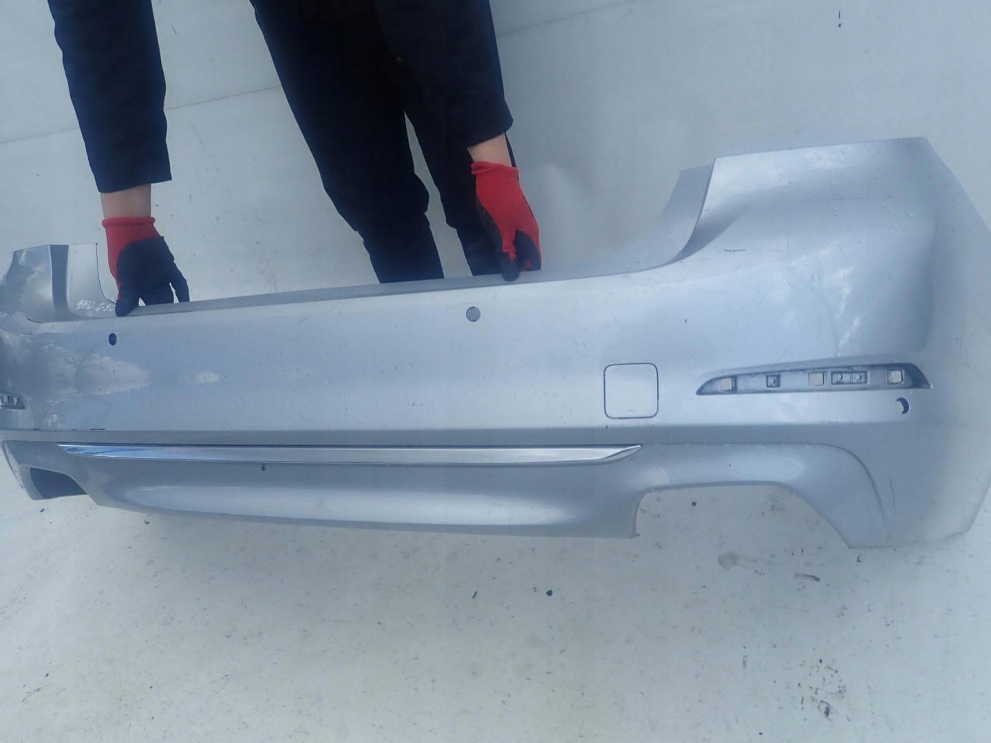 BMW 5 G30 17-20 sedan bumper rear part CHROM PDC