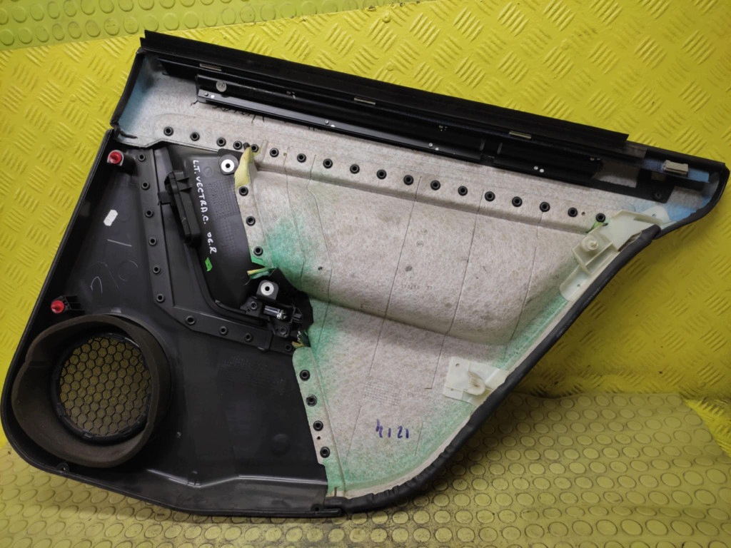 OPEL VECTRA C upholstery side door left rear part