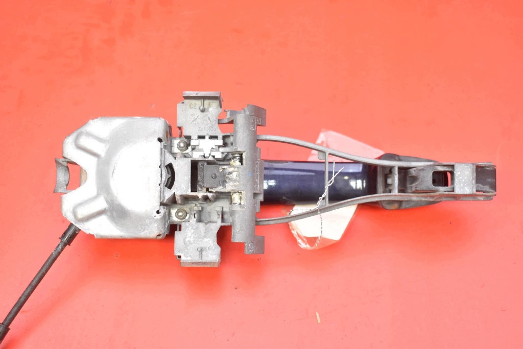 handle left front front 467-46 VOLVO S80 2 II V70 3 III 06-09