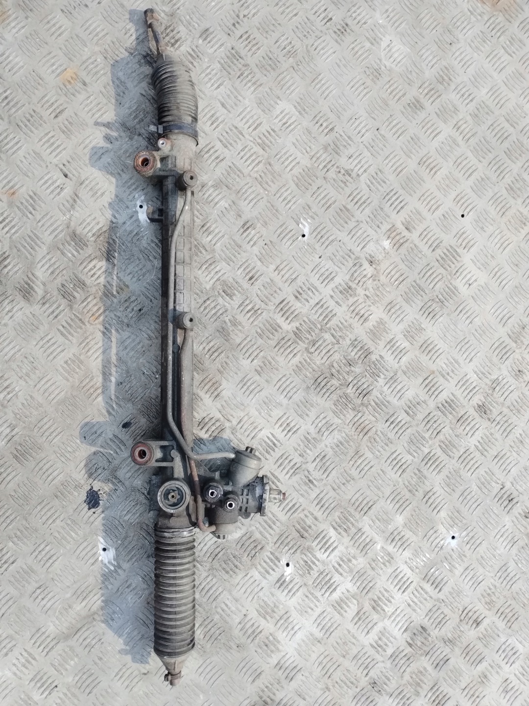 Boîter direction Boîter direction Mercedes A A16811011002