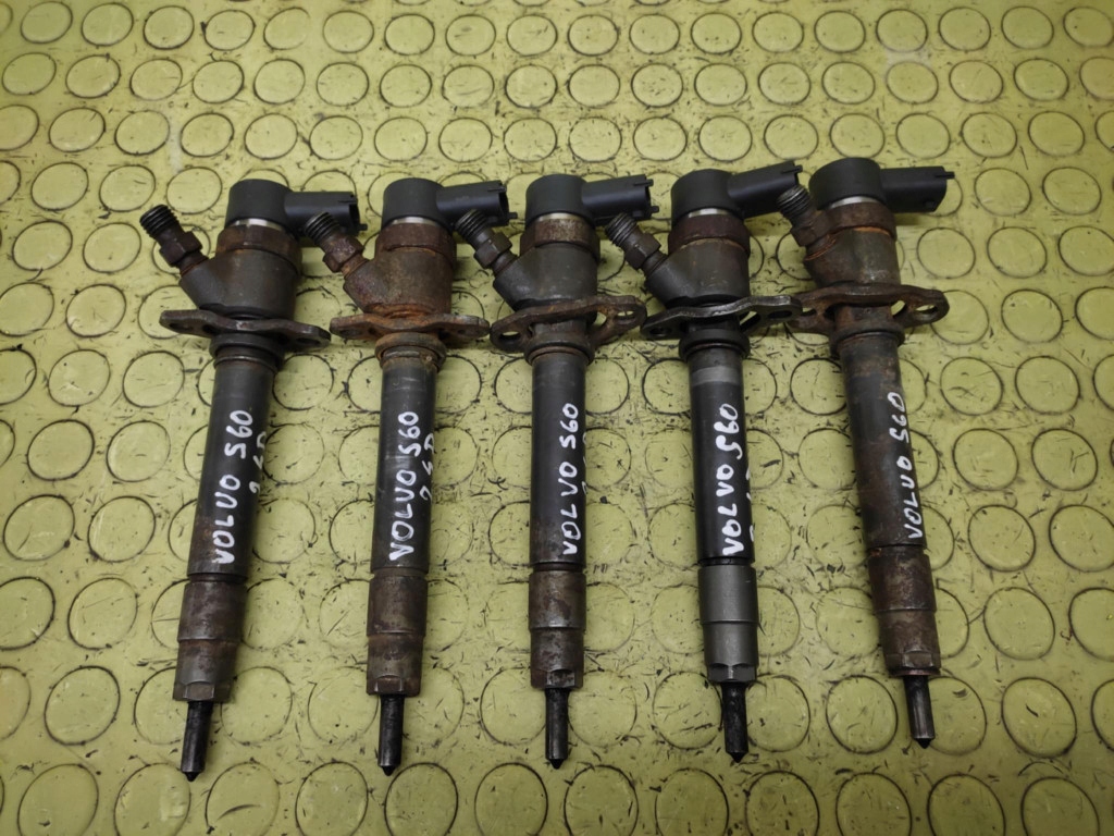 VOLVO S60 2.4 D injector 0986435120