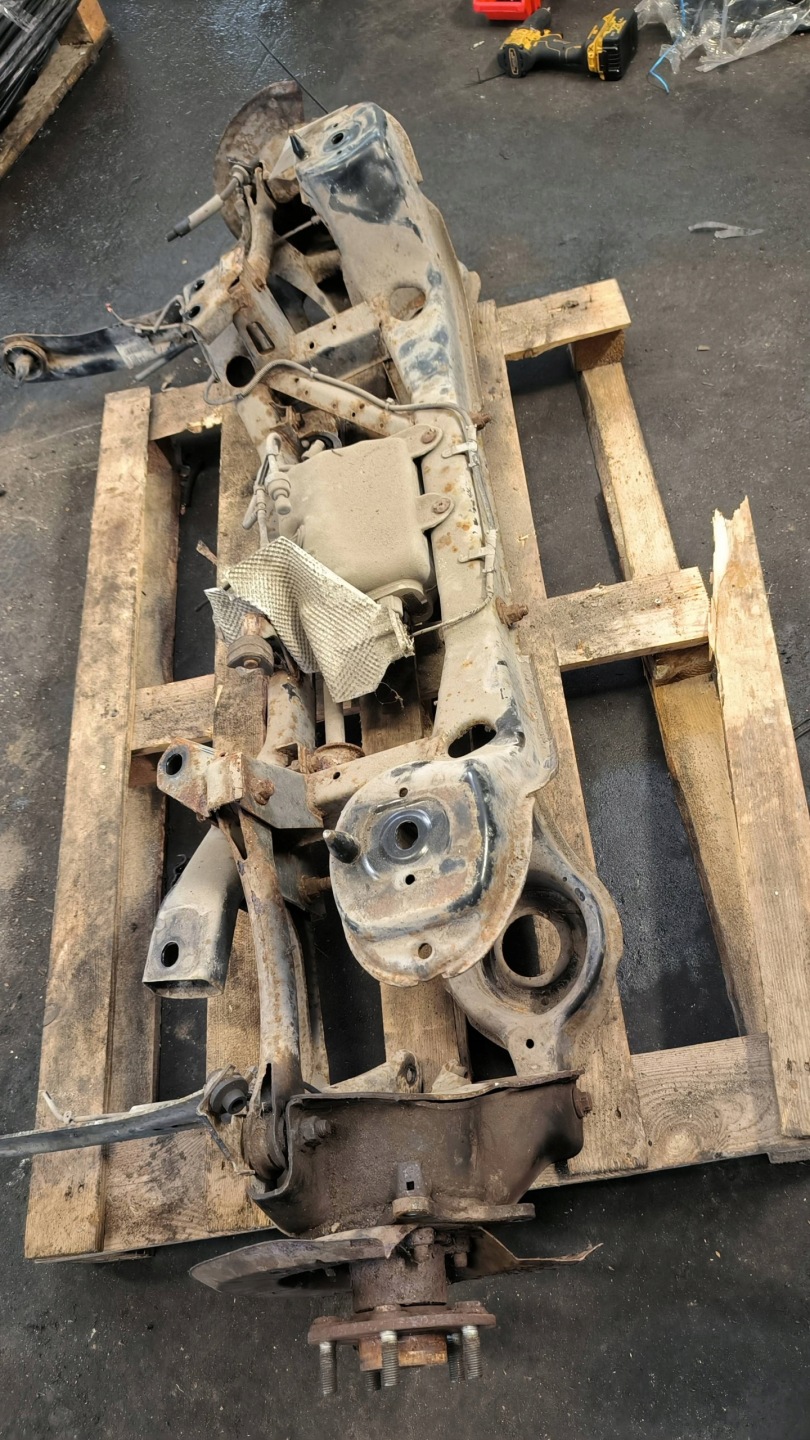 träger / Achsträger heck FORD FOCUS MK2 KOMBI