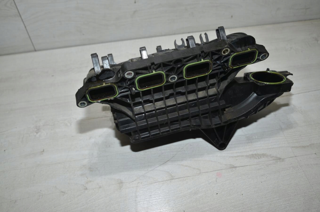 intake manifold Scirocco MK3 1K8 2013