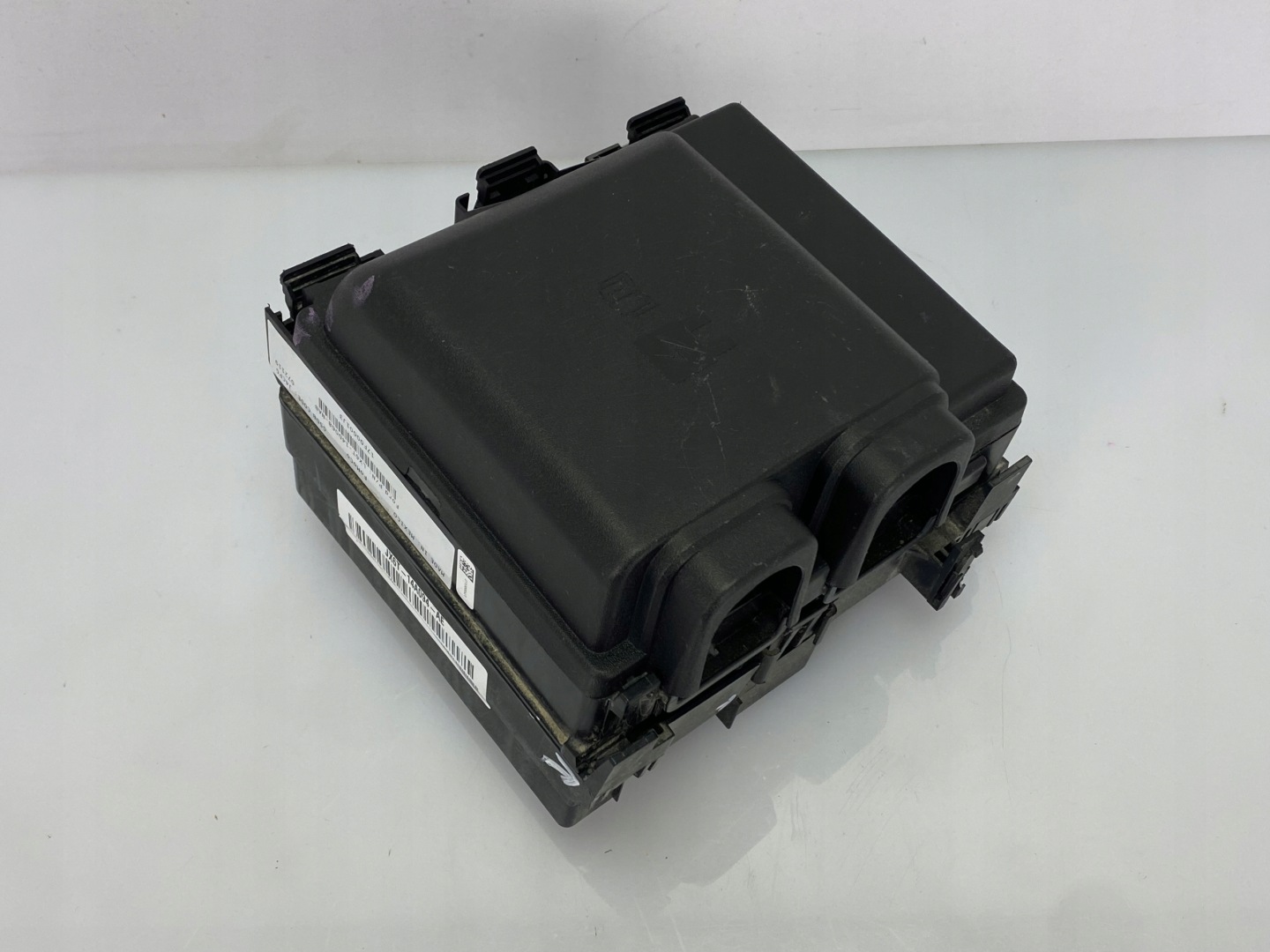 Module fusibles Ford Kuga MK3 Escape 2020+ USA