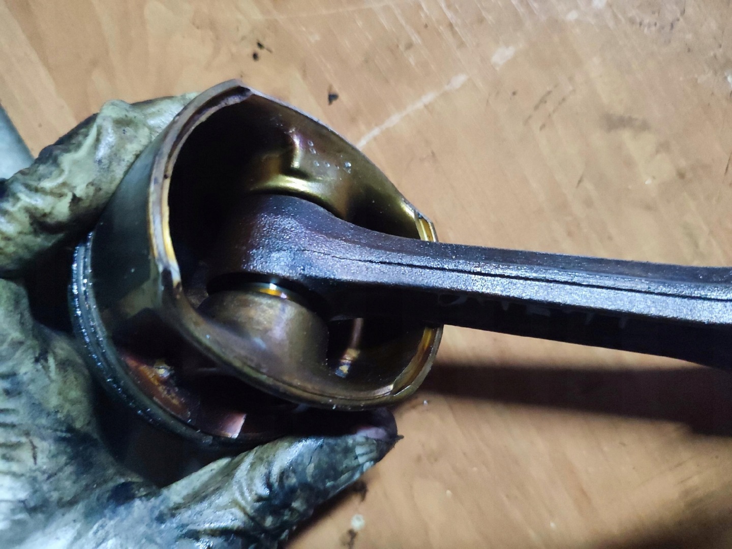 Piston avec bielle Bielle AUDI 2.4 81L47
