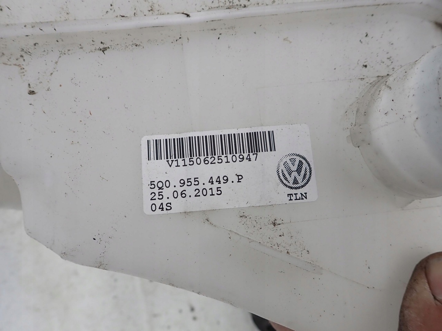 VW AUDI SEAT washer fluid tank 5Q0955449