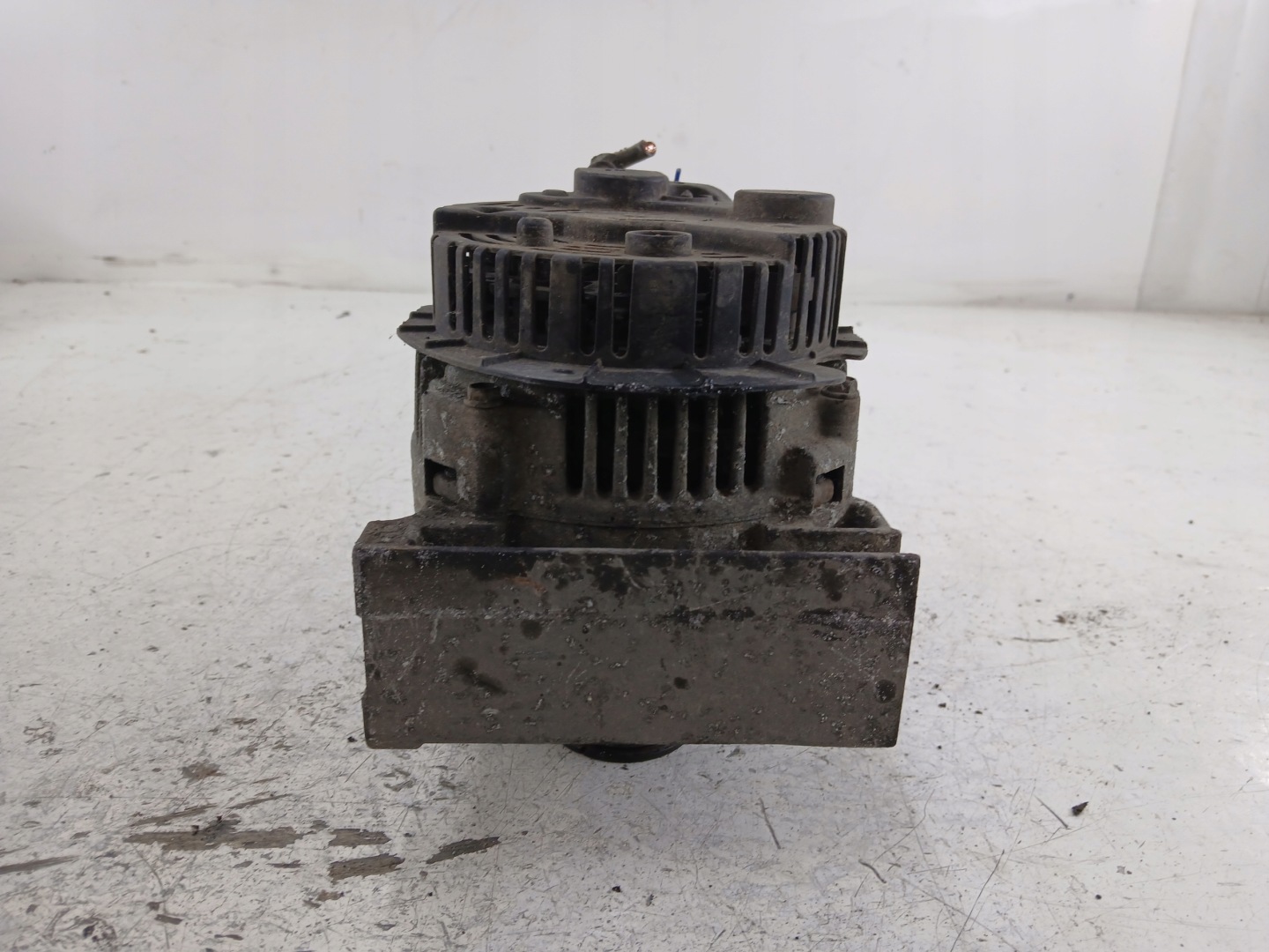 MERCEDES W168 1.4 ALTERNATOR A0121544502 90A