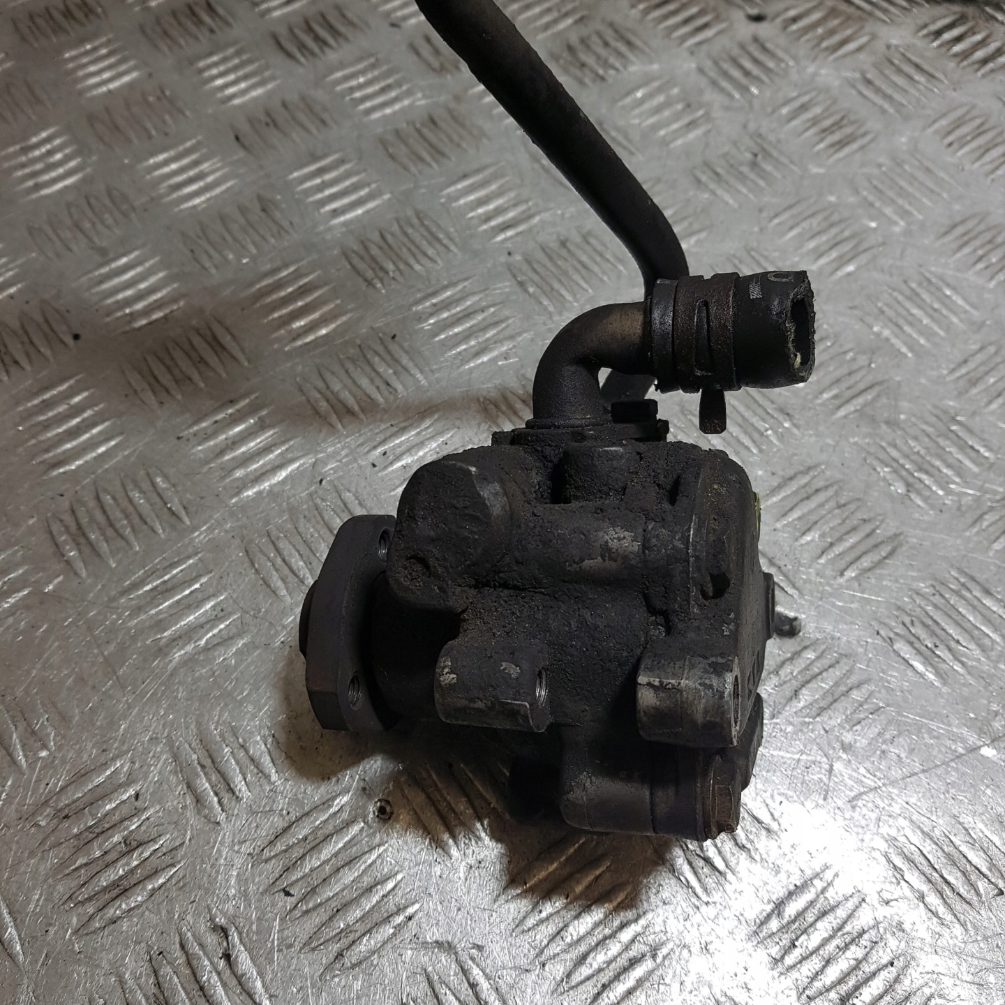 servo pump VOLKSWAGEN GOLF 4 1J0422154A