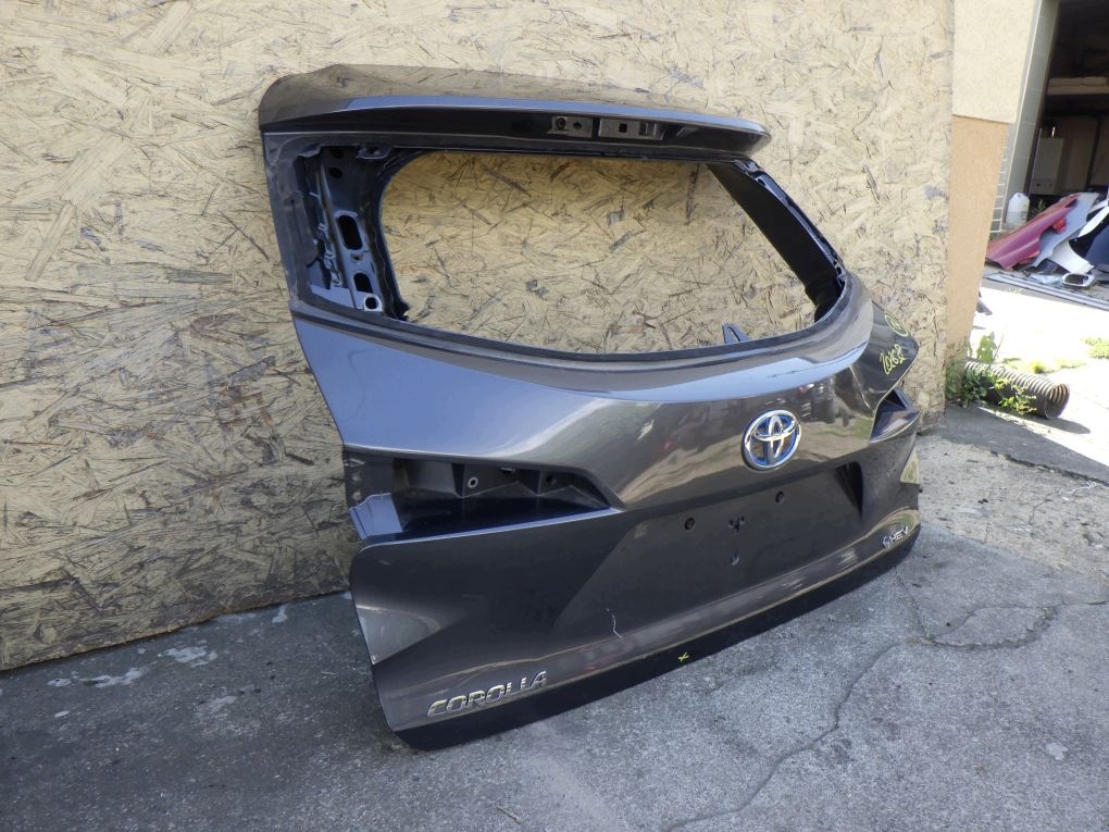 TOYOTA COROLLA E21 KOMBI 18- Heckklappe
