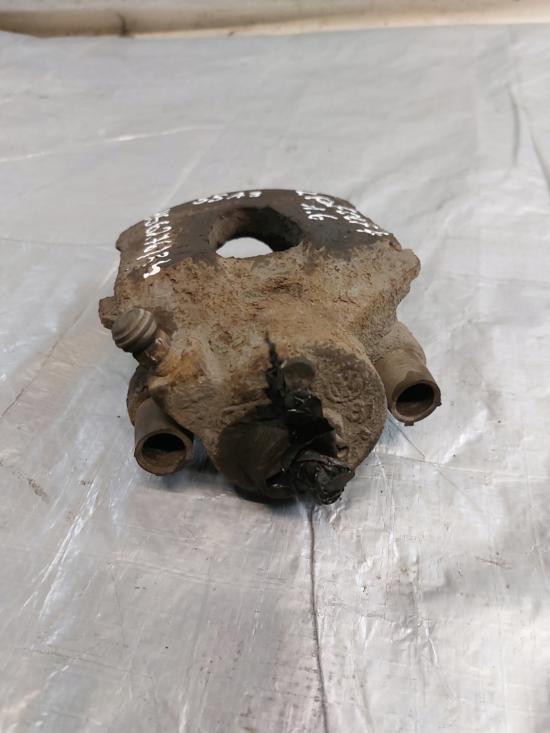 caliper brake left front VW GOLF IV 1.6