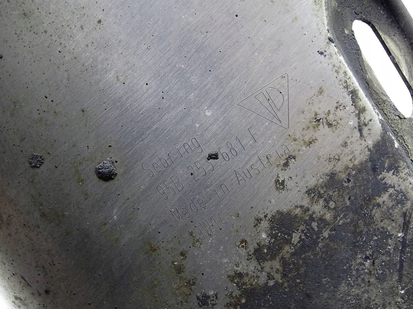 TERMINALE dello scarico sinistra PORSCHE MACAN 95B 95B253681F