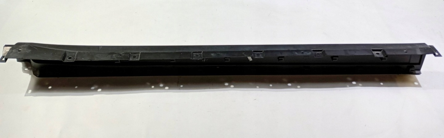 threshold cap moulding threshold right Maserati Levante 2017