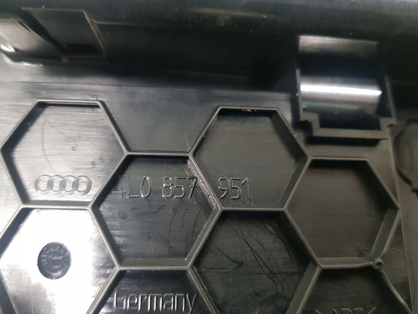 Cendrier AUDI Q7 4L0857951