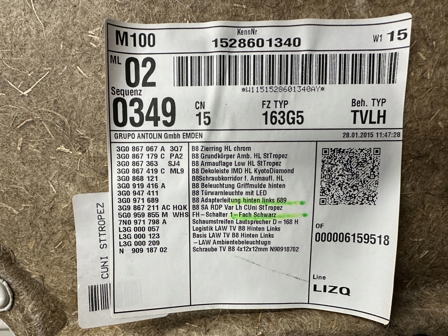 VW PASSAT B8 KOMBI side door left rear part LED