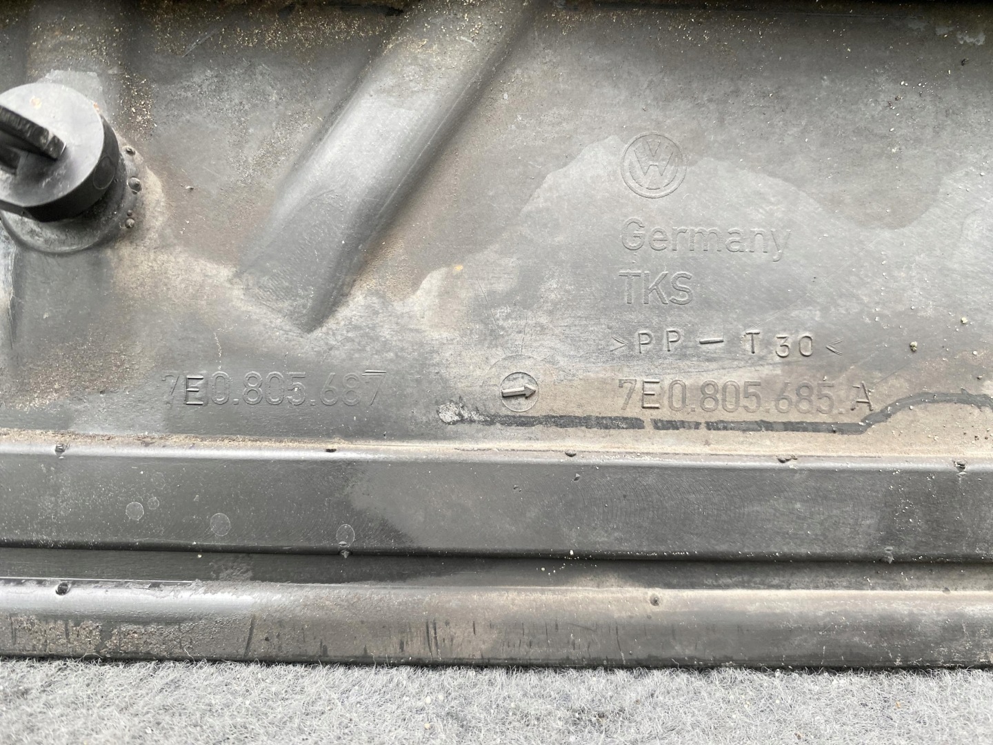VW TRANSPORTER T6 MULTIVAN 15- cover below engine PODWOZIE lower originál