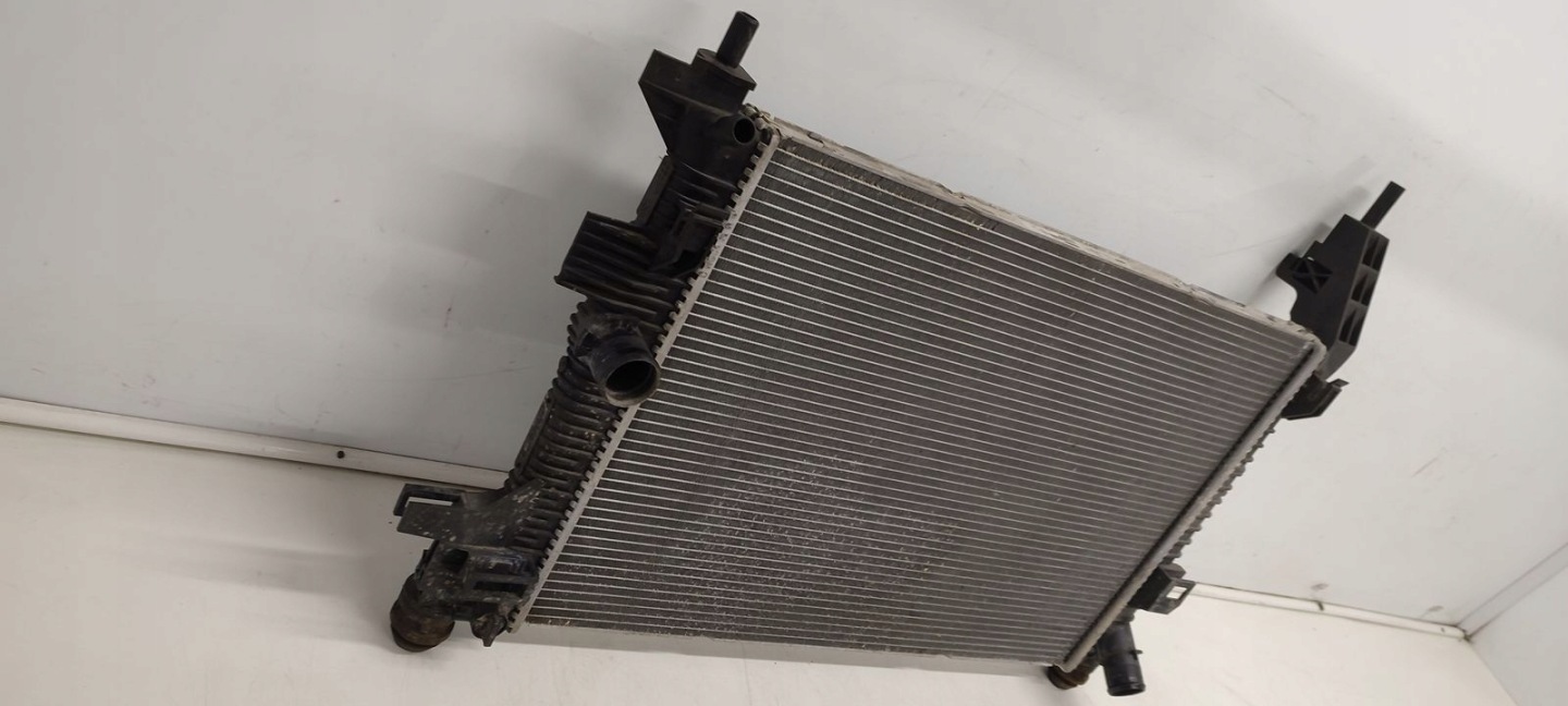 water cooler Ford Focus MK3 1,6 TDCI