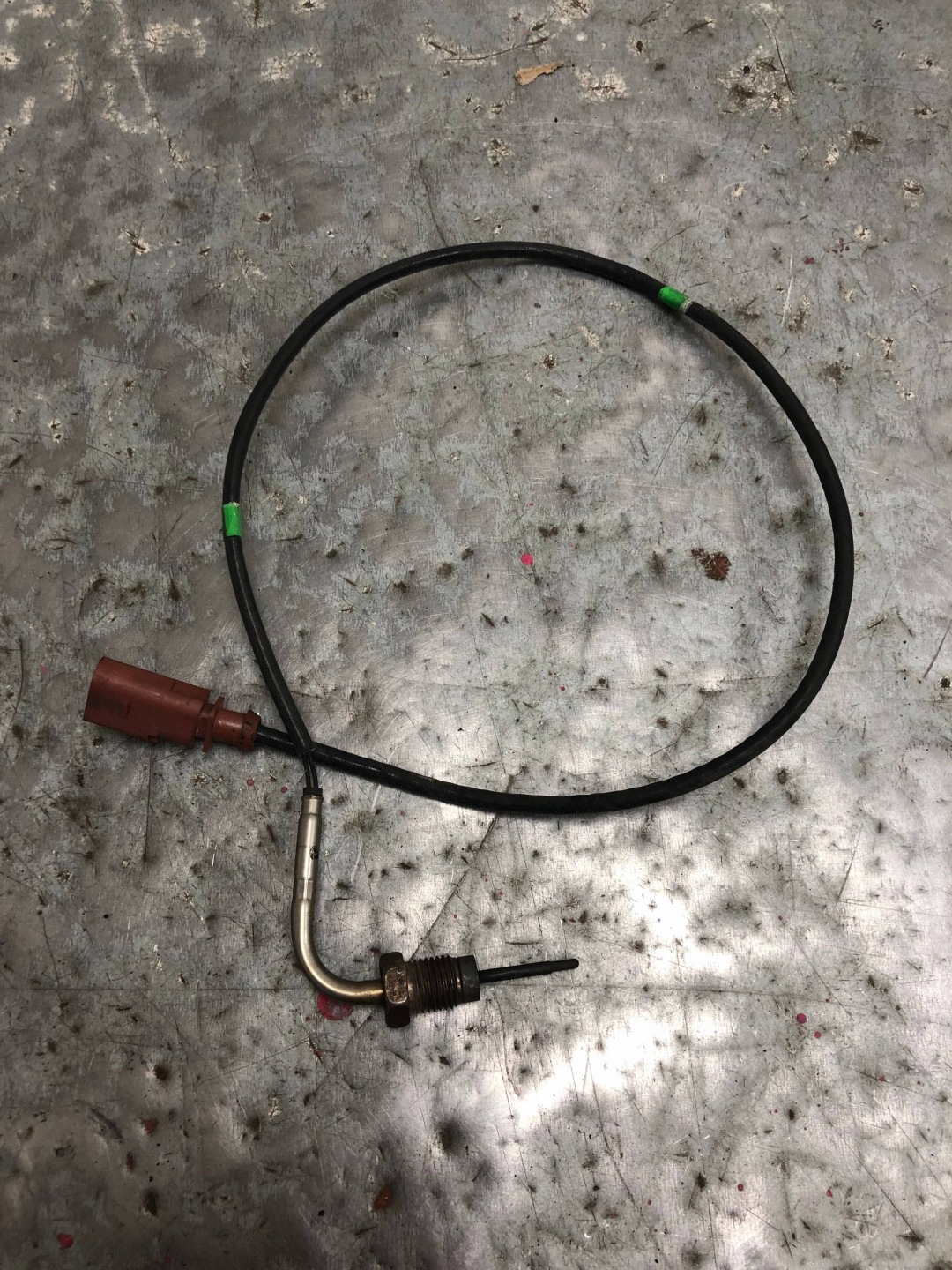 Sensor TEMPERATURY Gase VW PASSAT B7 03L906088BH