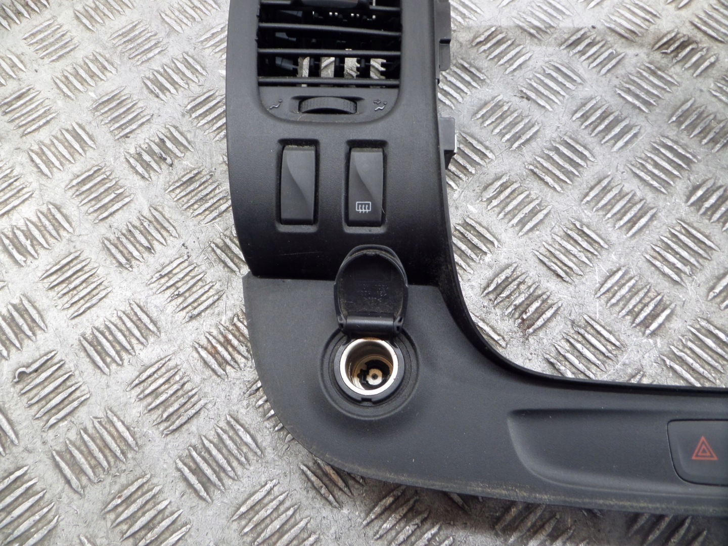 OPEL VIVARO B moulding cover frame RADIA 93452450