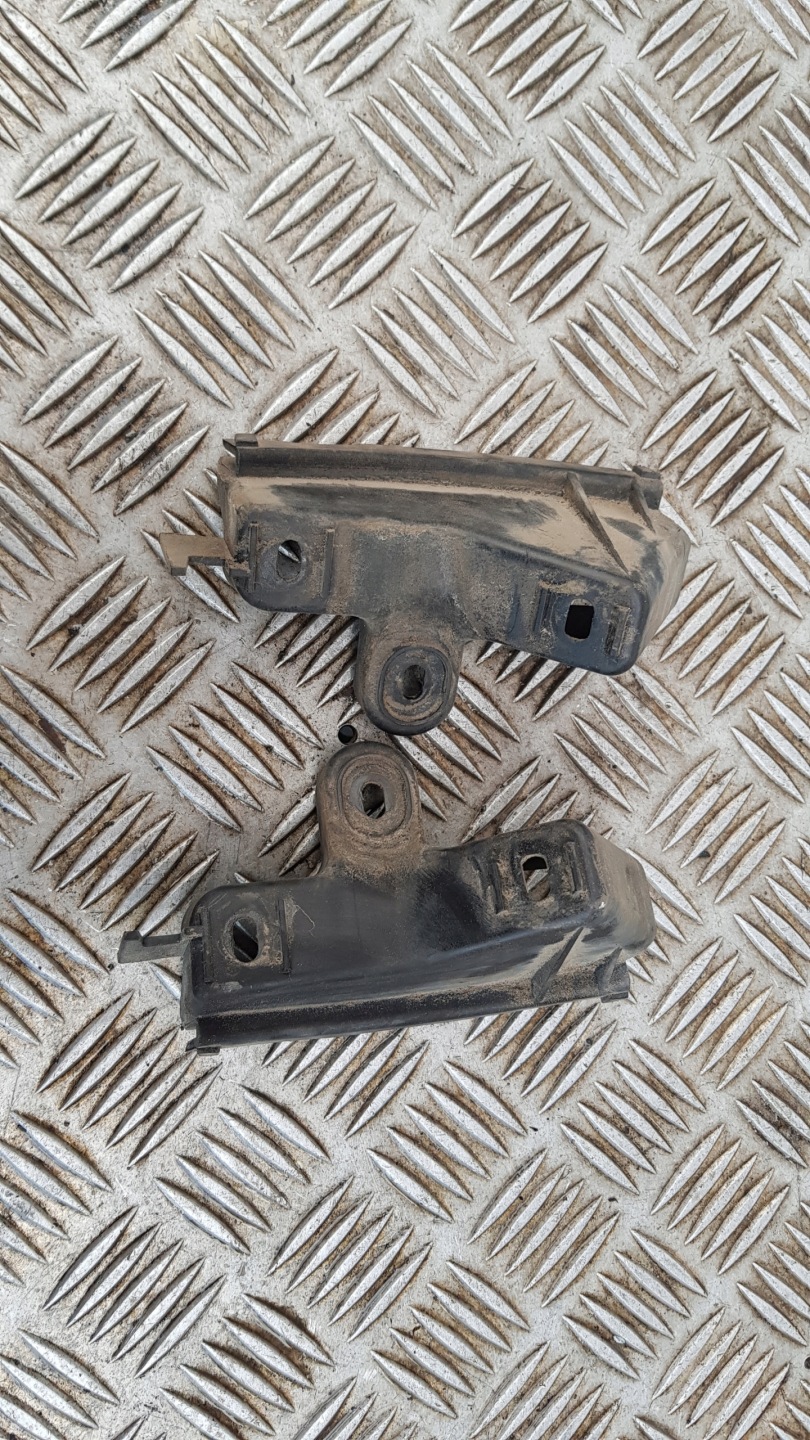 AUDI A6 C6 stoßstangenführung links oder rechts