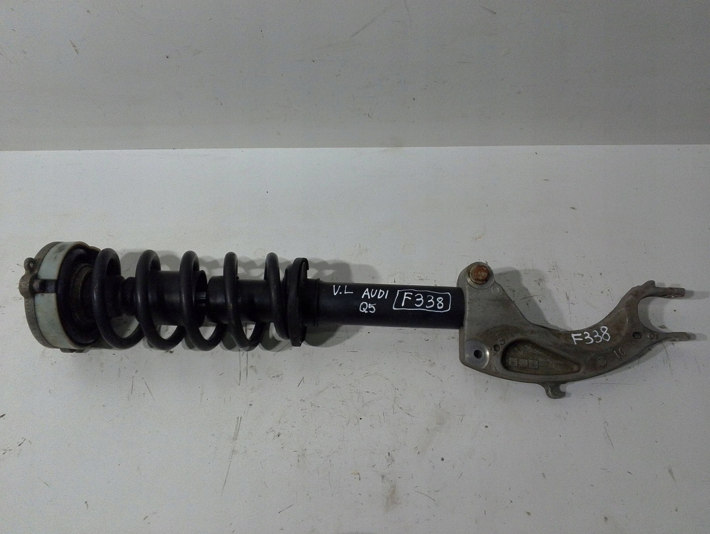 Audi Q5 80A shock absorber front right 4M0413037N (F338)
