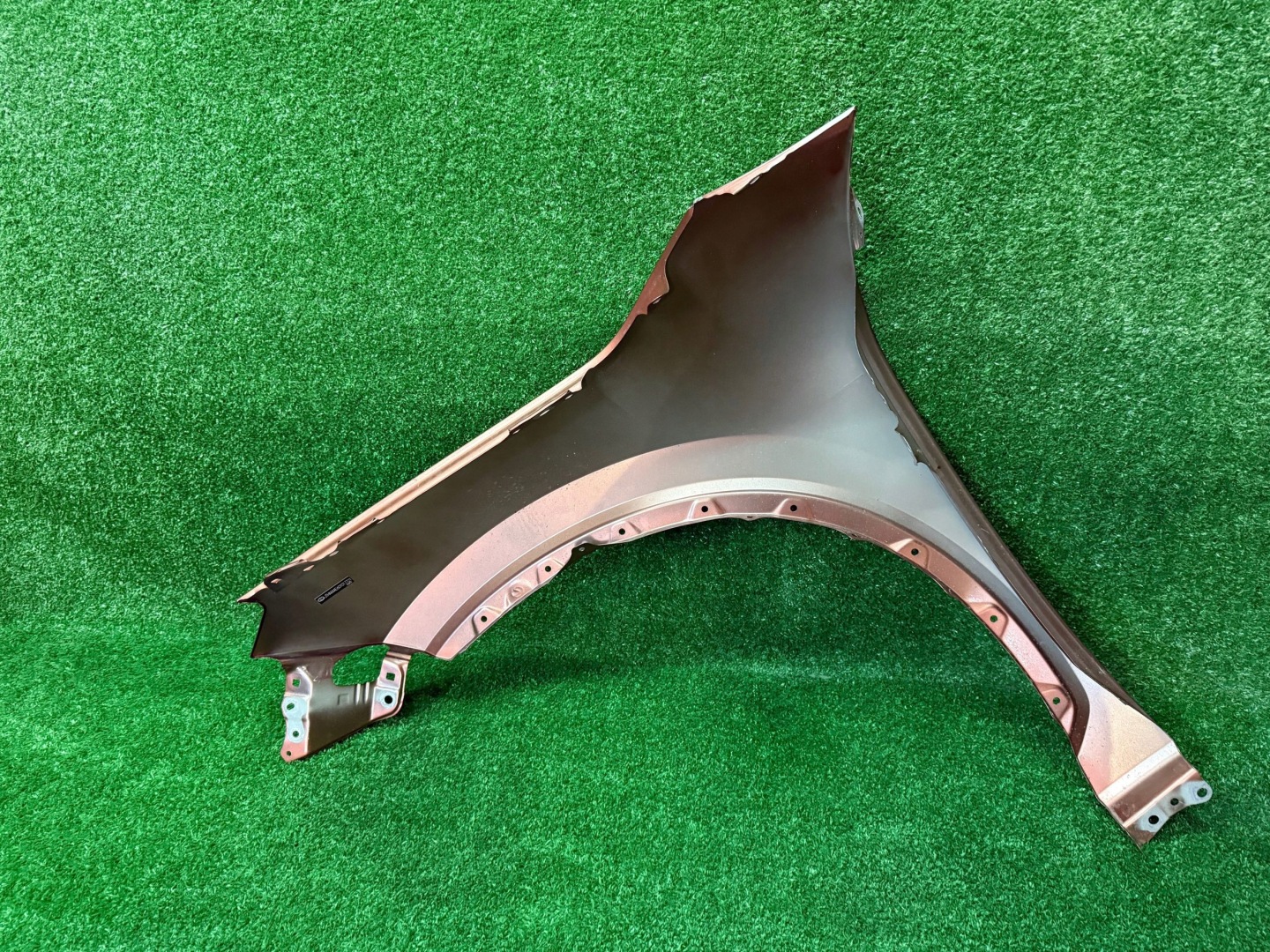 fender front right LEXUS LBX NR.03