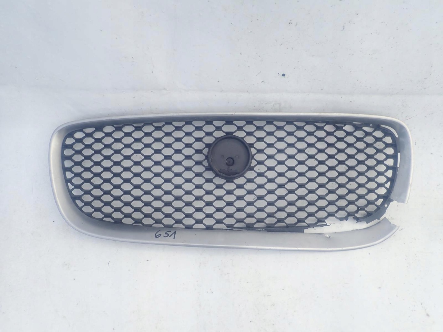 JAGUAR XF II 2 X260 15-> Grill Grill