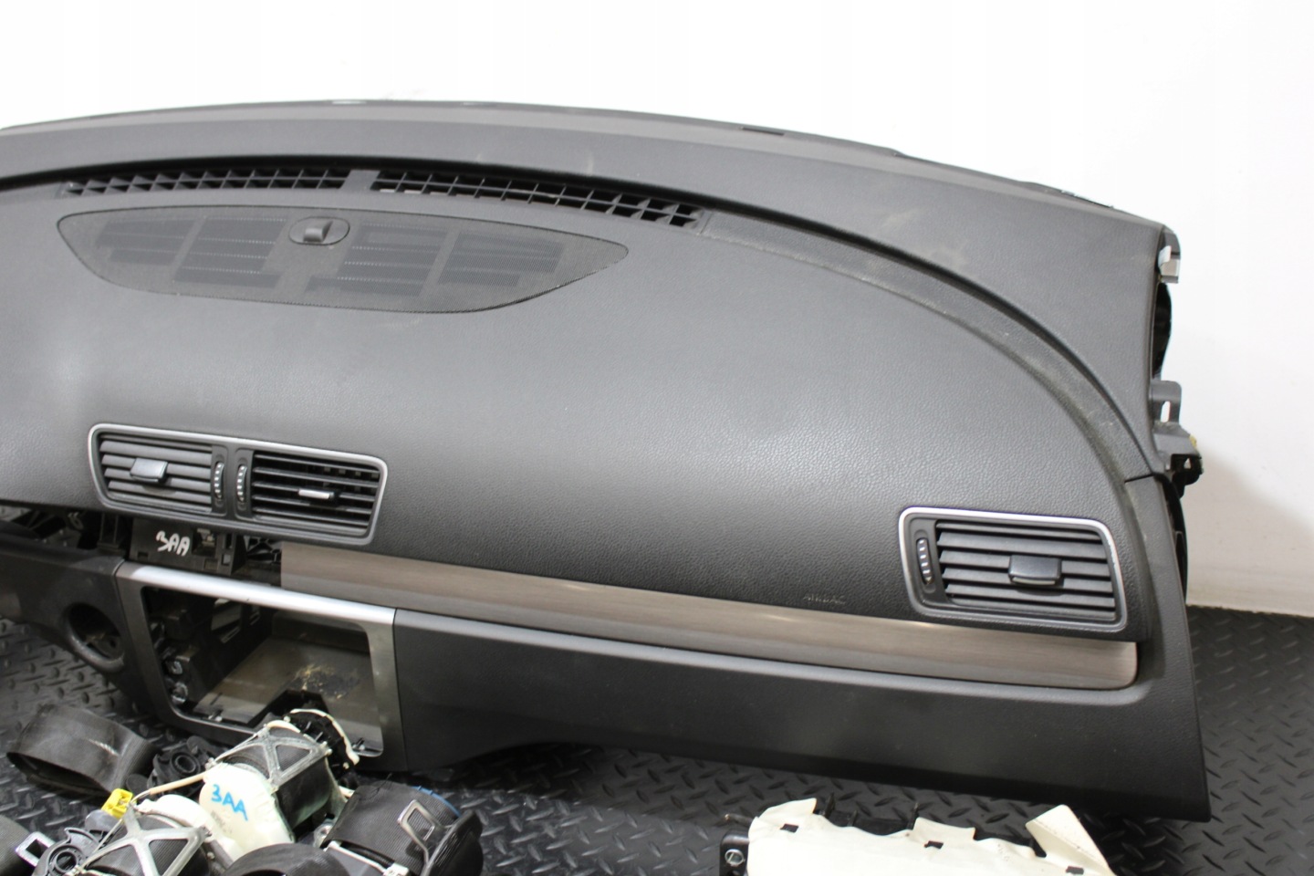 dashboard console airbag airbags VW PASSAT B7 3AA