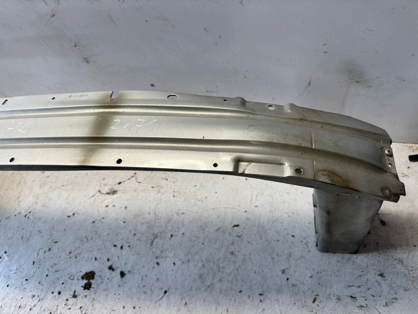 OPEL ASTRA K pillar bumper support front Z176 SREBRNA