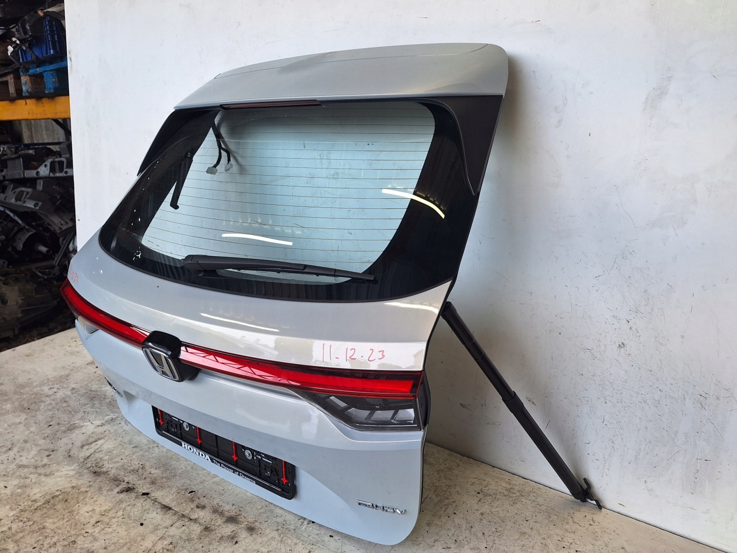 HONDA HR-V III 22-> boot door