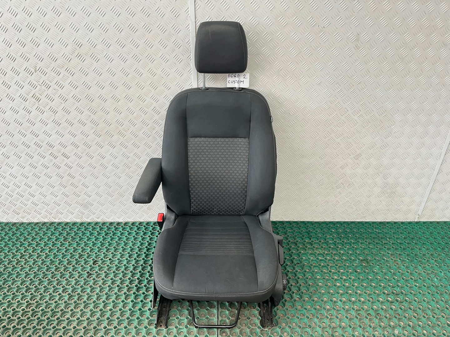 FORD TRANSIT CUSTOM LIFT 16-22 seat front left driver´s front EUROPA OE