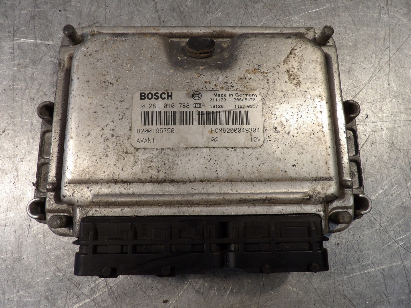 COMPUTER RENAULT CLIO II FL 0281010788 8200195750