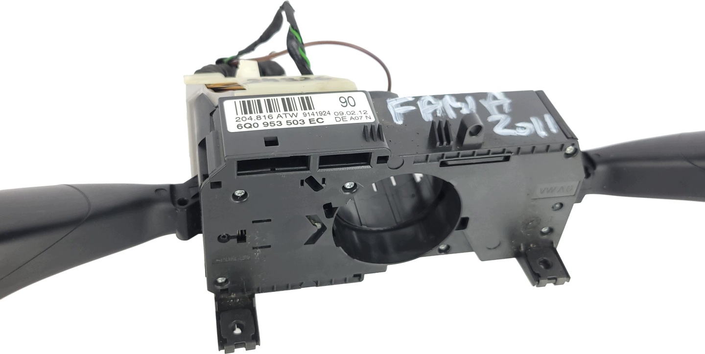 VW POLO 9N LIFT DEVIO LUCI DEVIO Interruttore comando luci ZESPOLONY 6Q0953503EC
