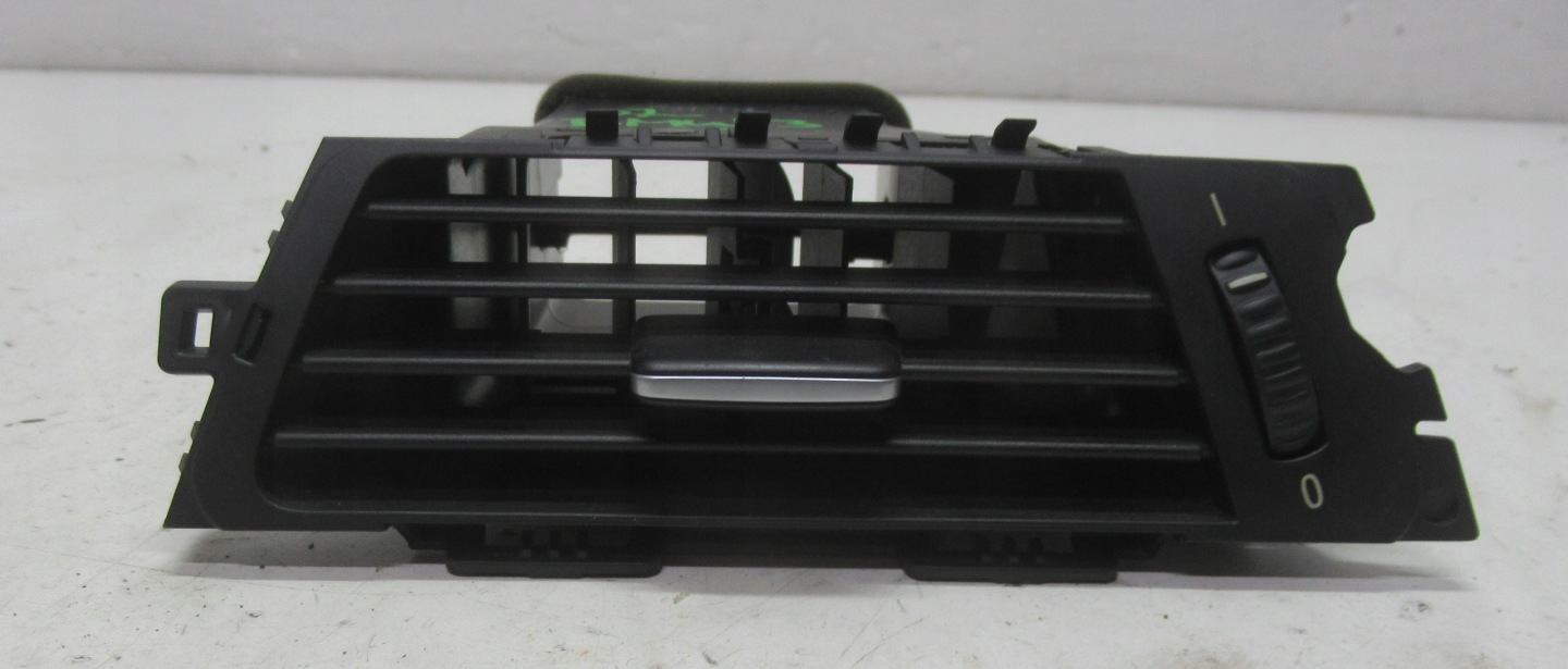 BMW E91 2.0 B 07R grid air conditioning devices right EU 9123298