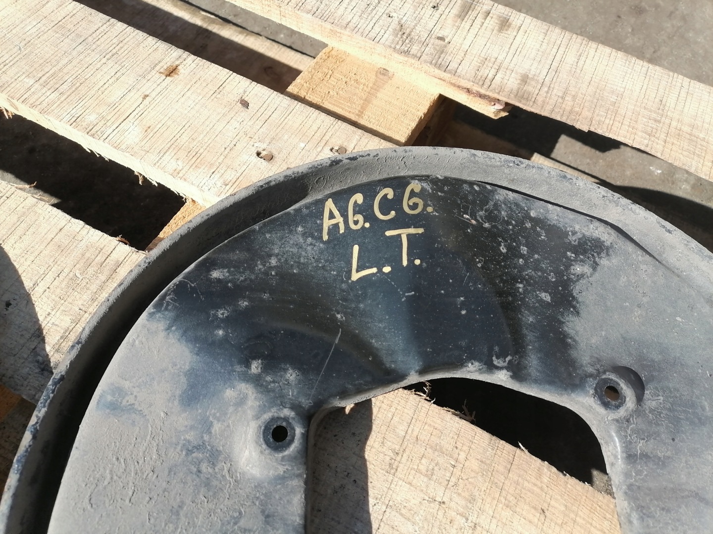 Blende Abdeckung TARCZY HAMULCOWEJ links oder rechts heck A6 C6