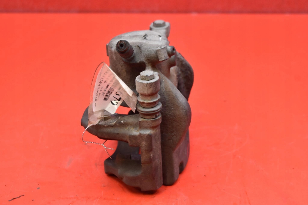 caliper brake right front BMW F46 1.5 D 116 KM 18-21