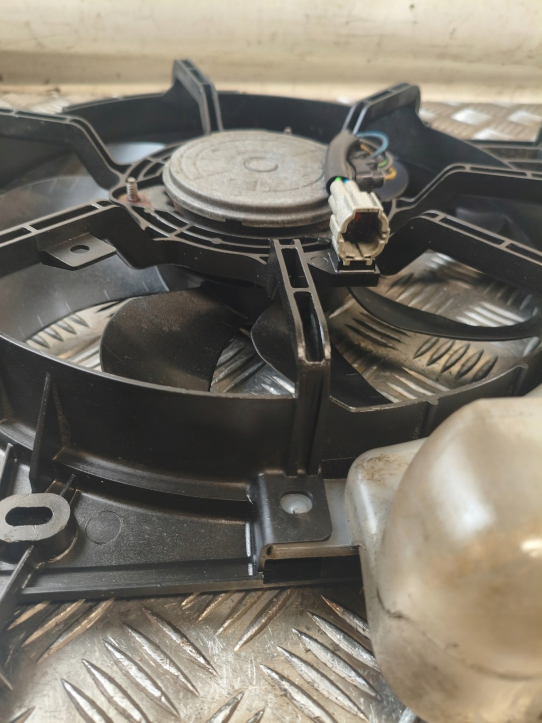 Ventilateurs Radiateur MAZDA 6 II 2 2.2D