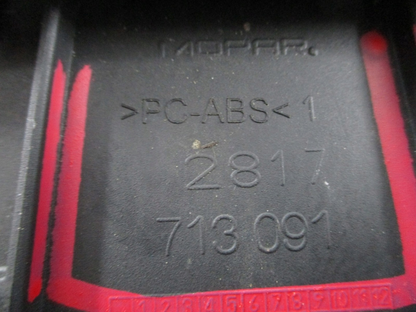 RÁM OBAL BUDÍKA JEEP COMPASS II