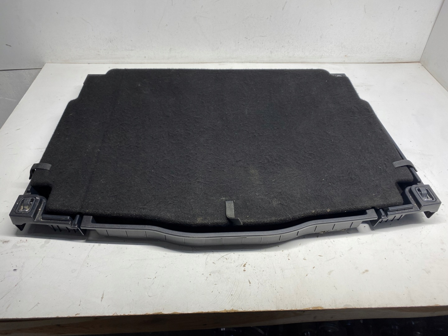 plato boot KUWETA KIA CEED II HB 12-16