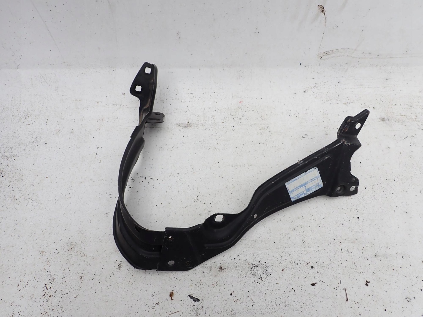 MERCEDES C-KLASA W203 00-07 console holder left