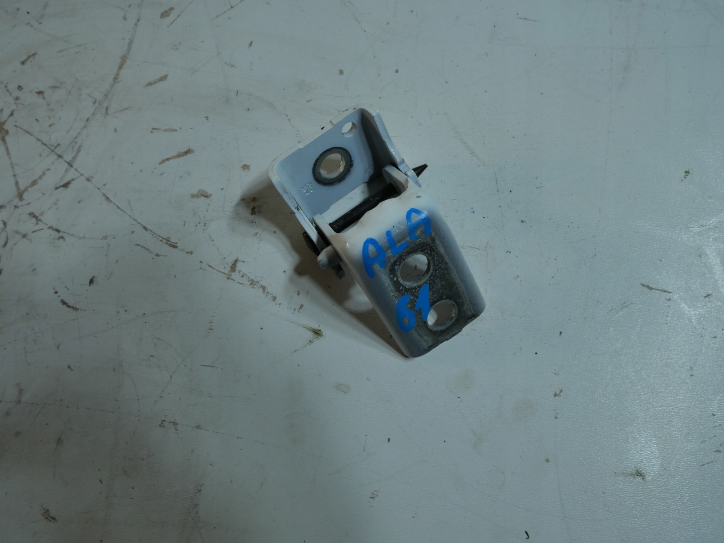 PEUGEOT 208 II hinge hinges door