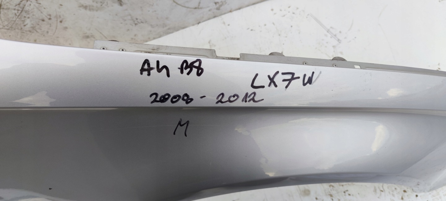 fender right front AUDI A4 B8 2008-2011 LX7W *****3