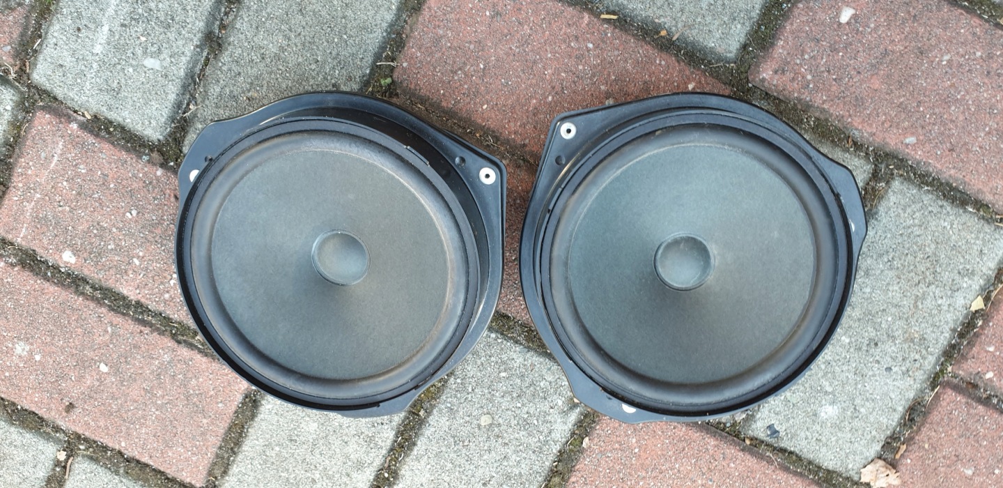 speaker door MERCEDES E W207 COUPE C W204 OE
