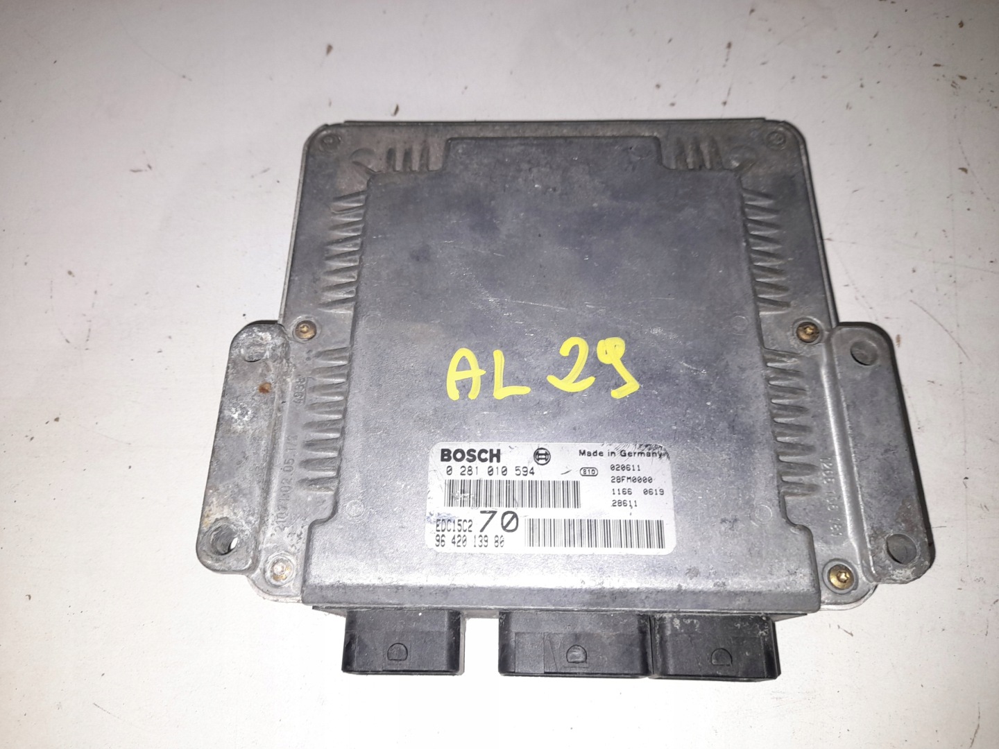 PEUGEOT 206 2.0 HDI computer control unit 0281010594
