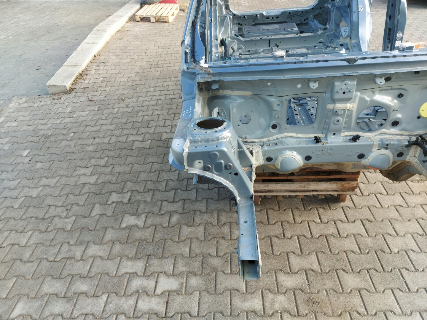 BMW iX1 X1 U11 front body quarter right C3N