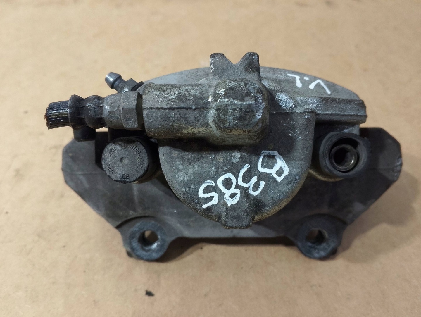 Opel Corsa E caliper brake front left (B385)