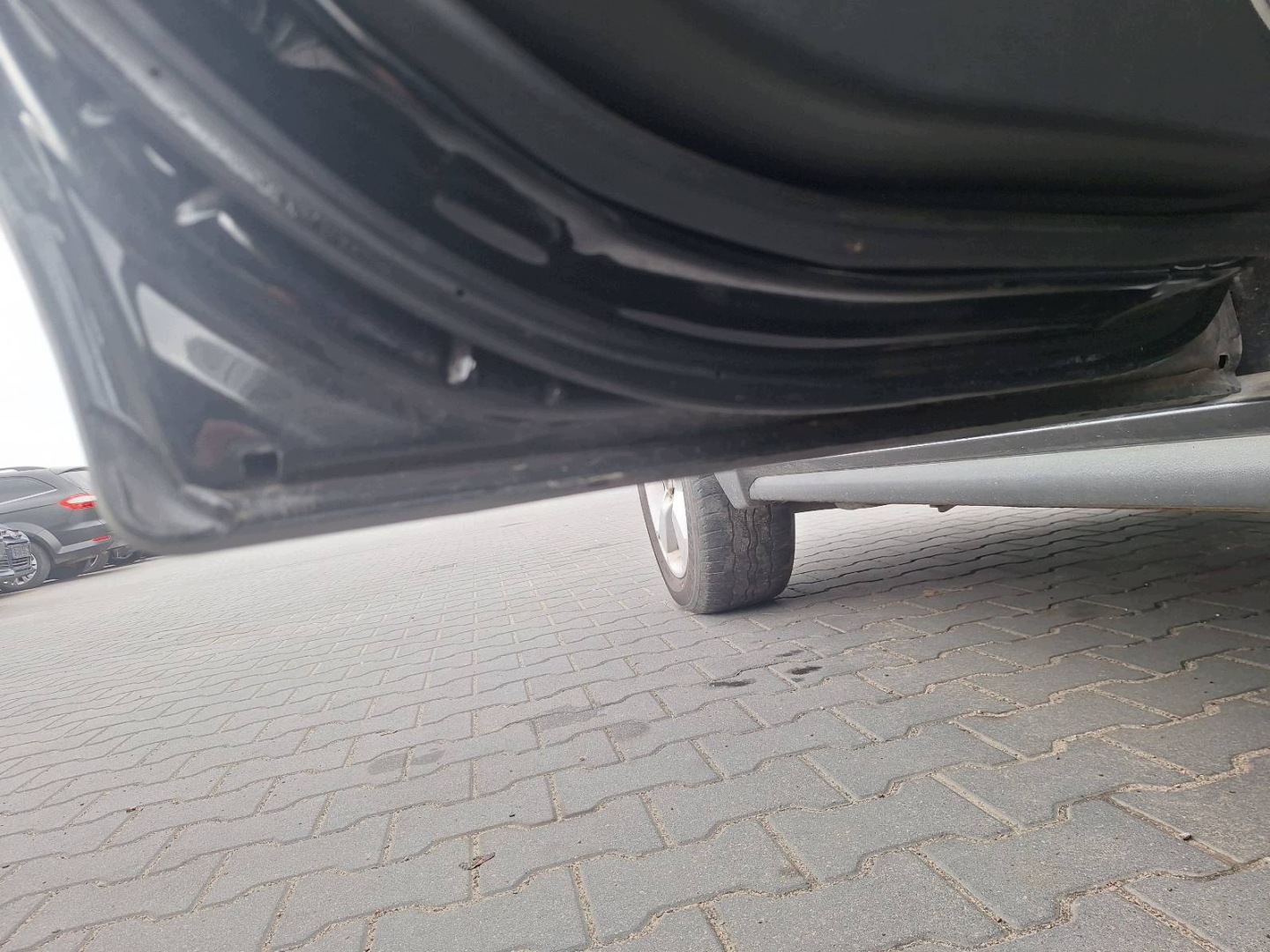 door complete left rear part OPEL ANTARA and 19U