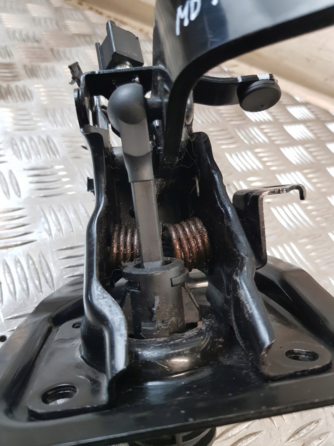 Kupplungspedal + Pumpe MITSUBISHI LANCER VIII 2.0D 08R- EU
